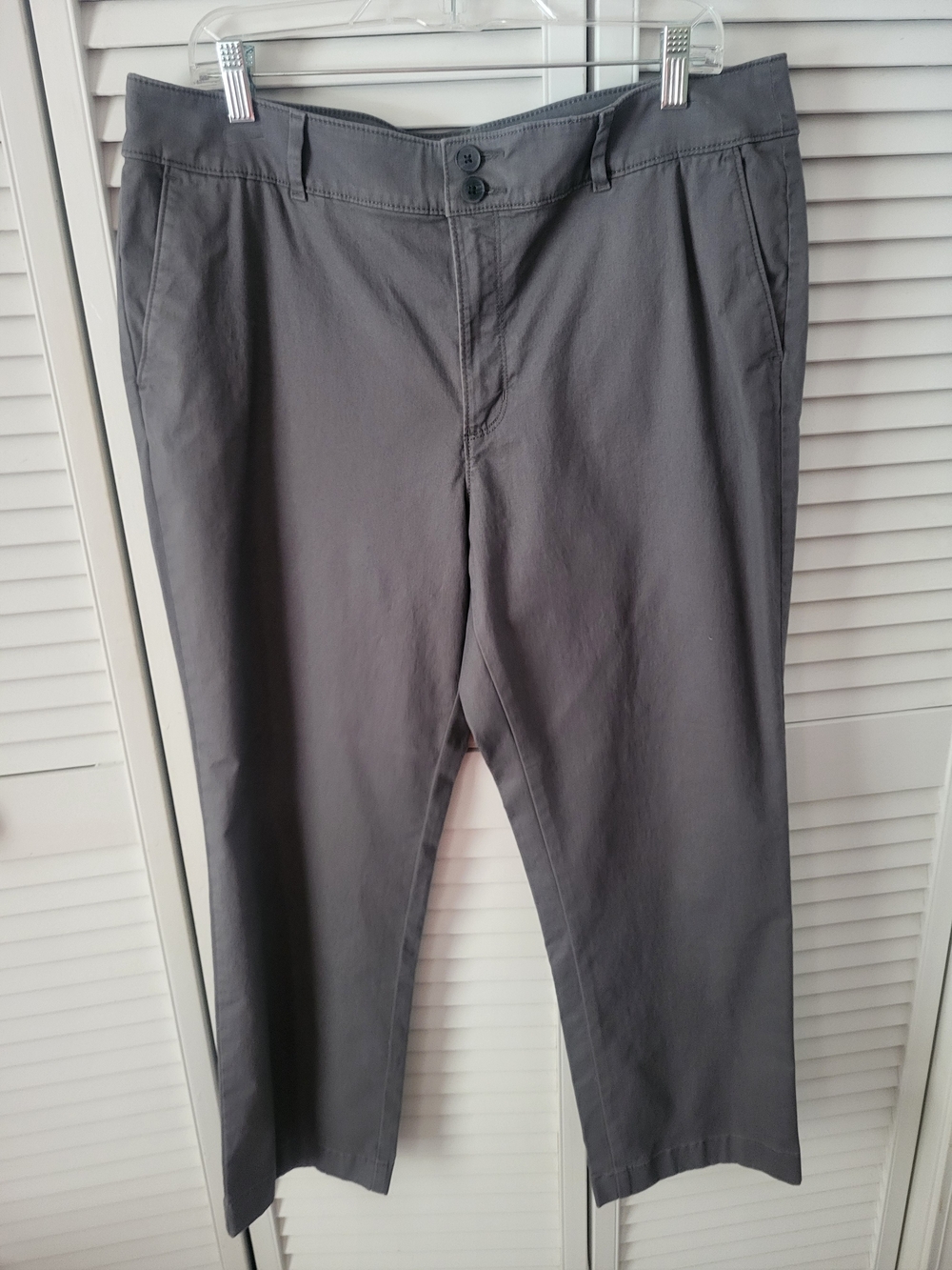 LOFT Straight Leg Pants in Charcoal Gray